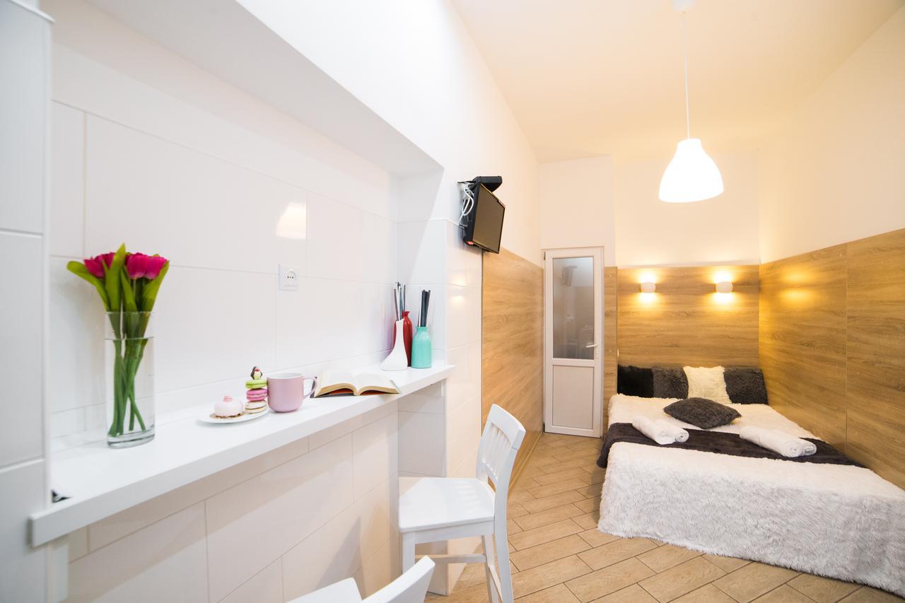 Smart Apartment On Filatova Lviv Dış mekan fotoğraf